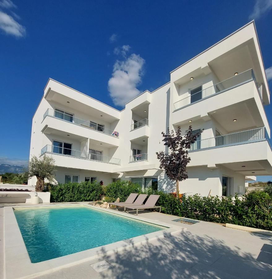 Villa Cala, Hotel Rooms&Apartments Novalja Exterior foto